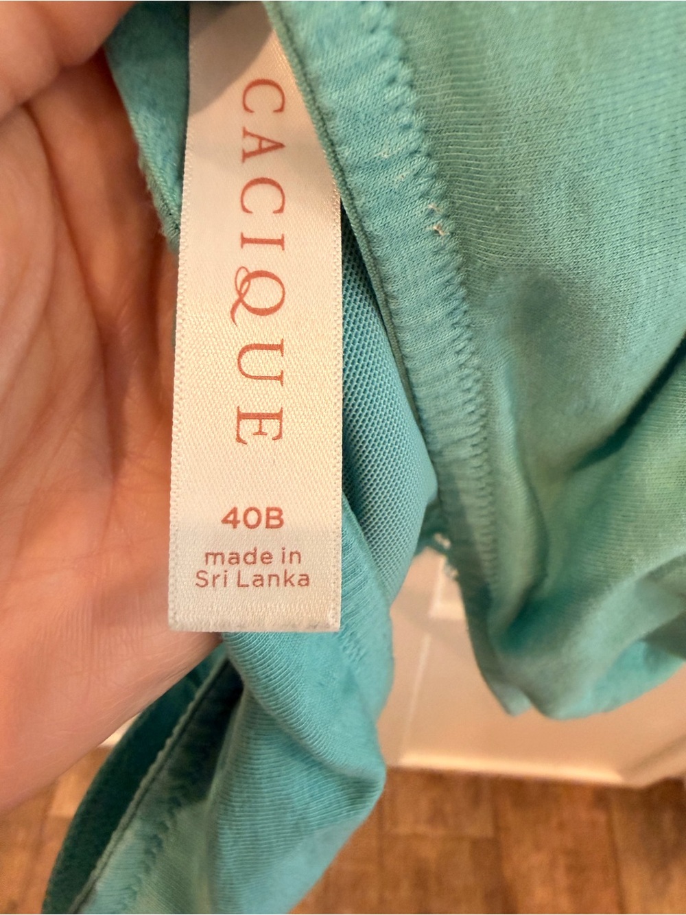 Size 40B Cacique Boost Plunge with Eyelash Lace. - Picture 4 of 5